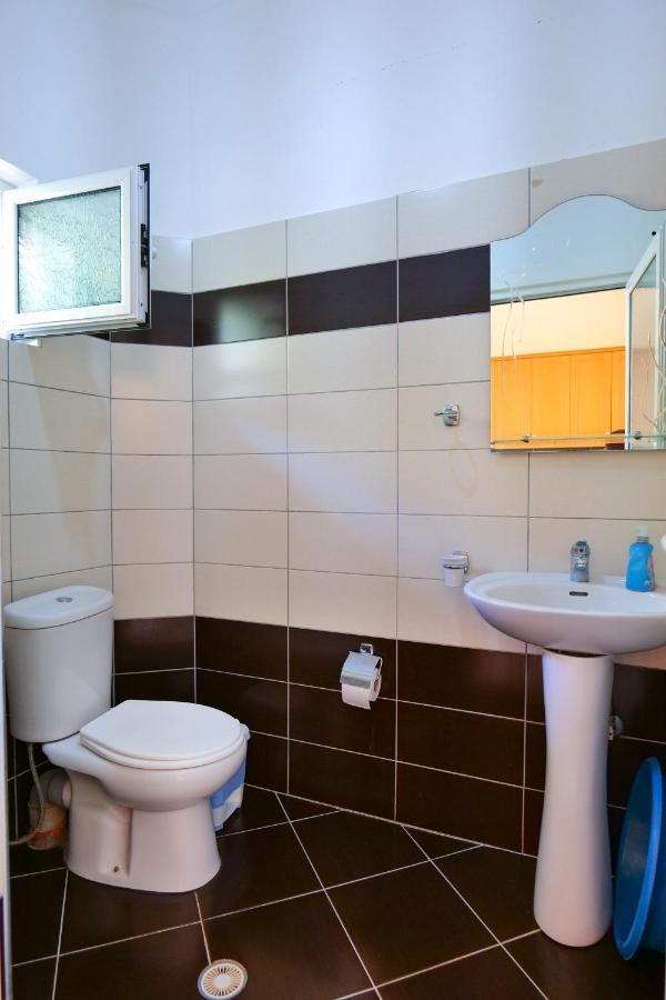 Kalemi Apartments Qazim Pali Kültér fotó